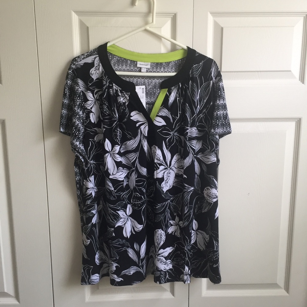 Avenue Plus Size Black & White Floral Top